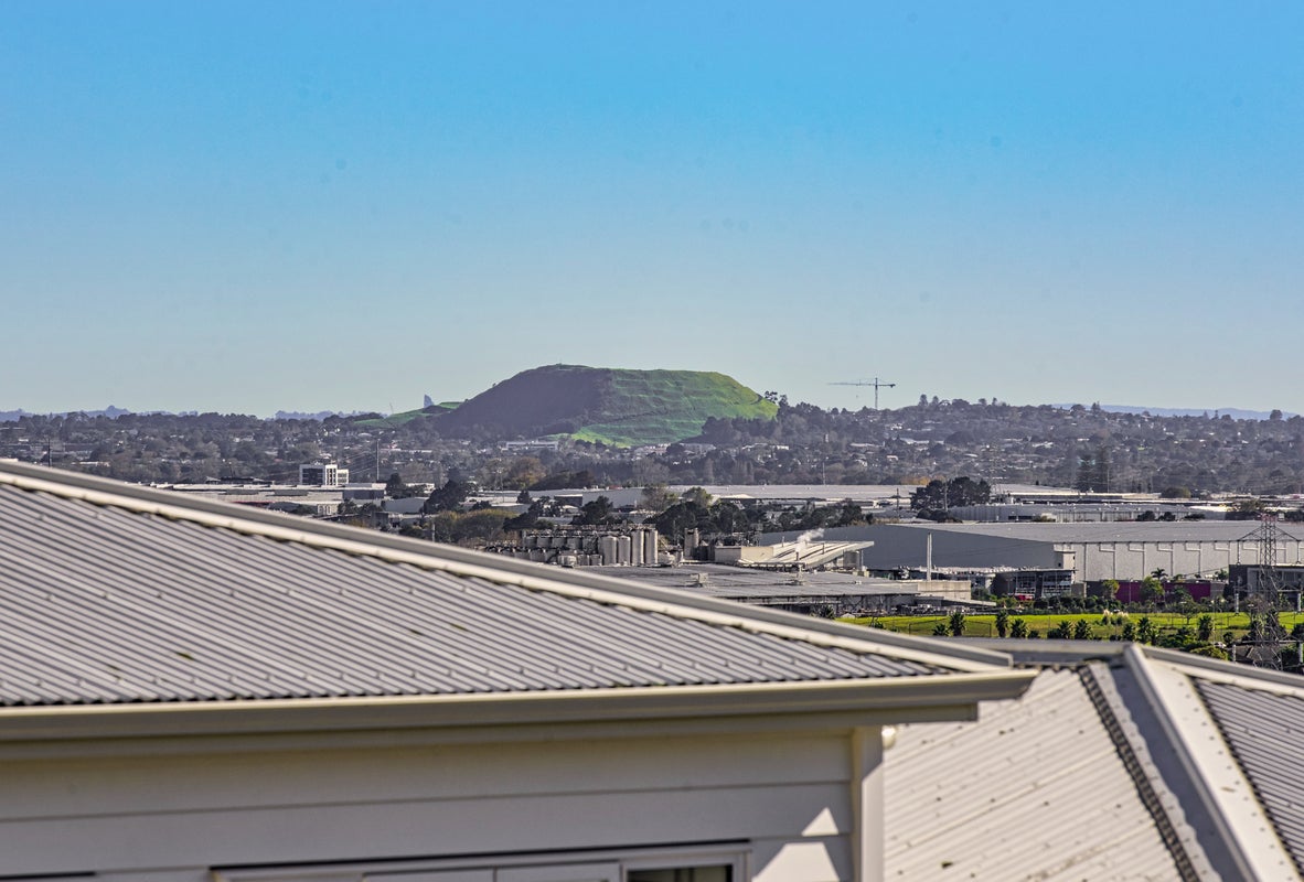 39 Adamson Road, Flat Bush, Auckland - Carousel 20