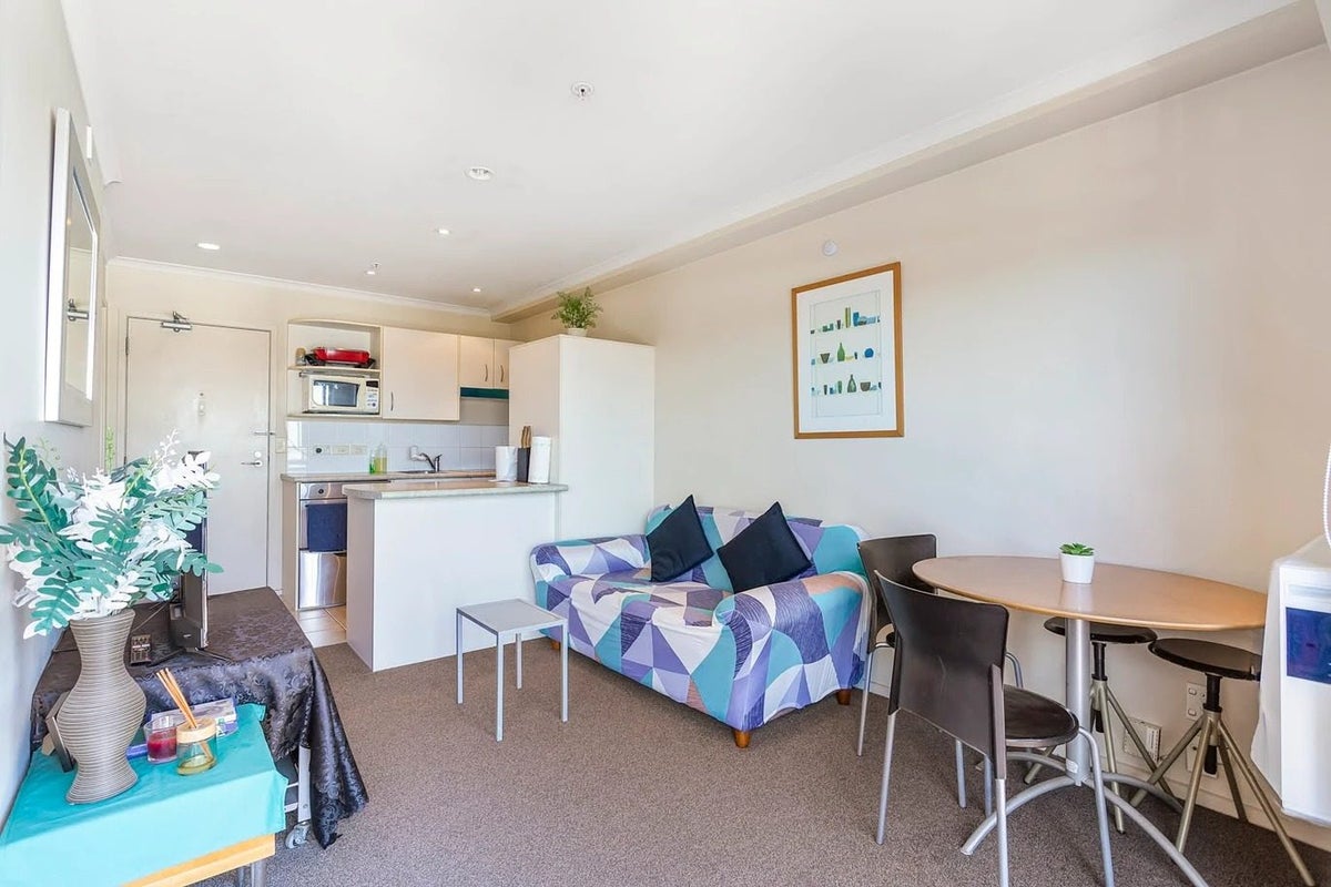 5E/18 Ronwood Avenue, Manukau, Auckland - Carousel 2