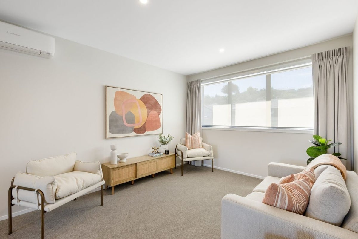 20 Harapa Way, Brookfield, Tauranga - Carousel 2