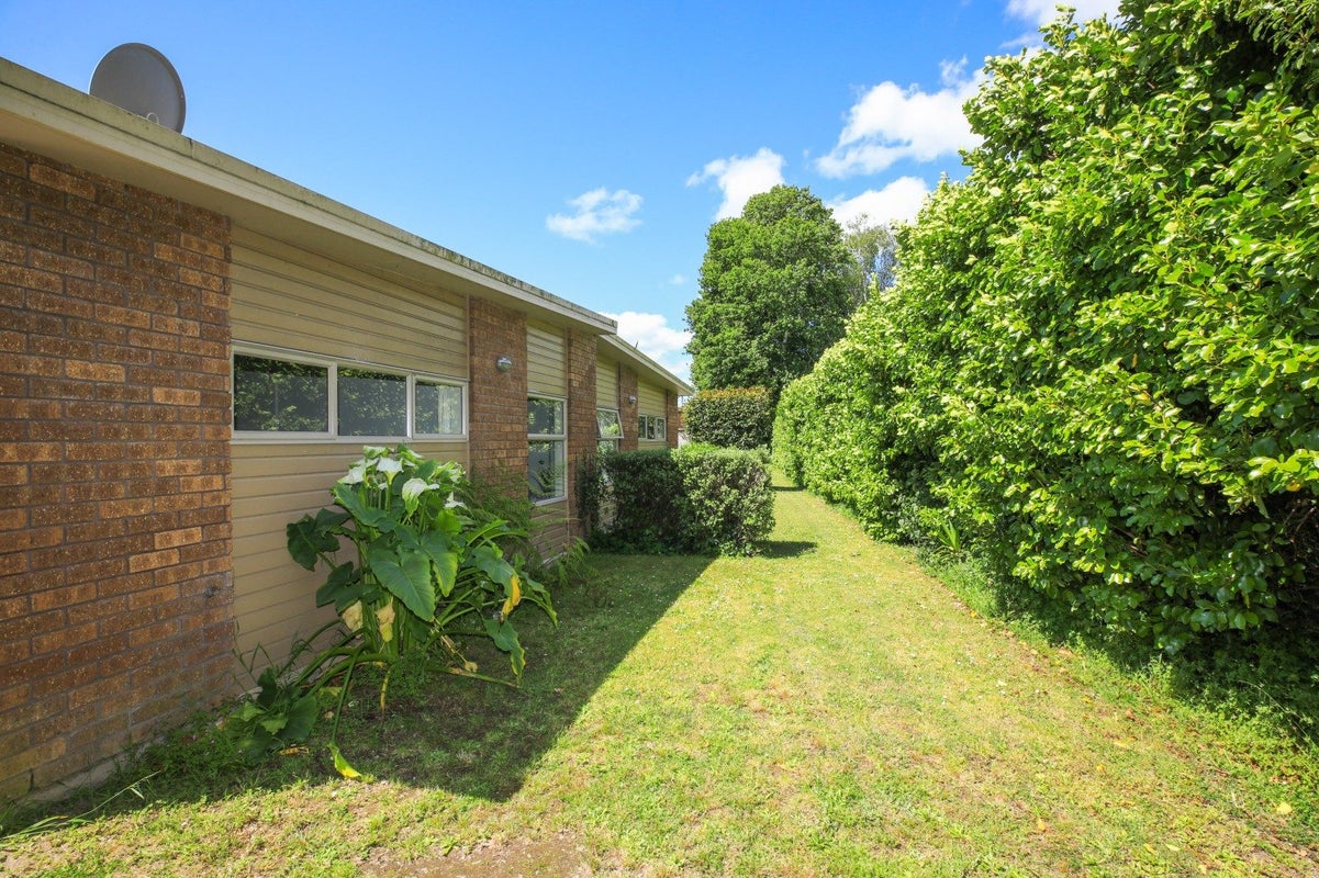 1/46 Peachgrove Road, Hamilton East, Hamilton - Carousel 18