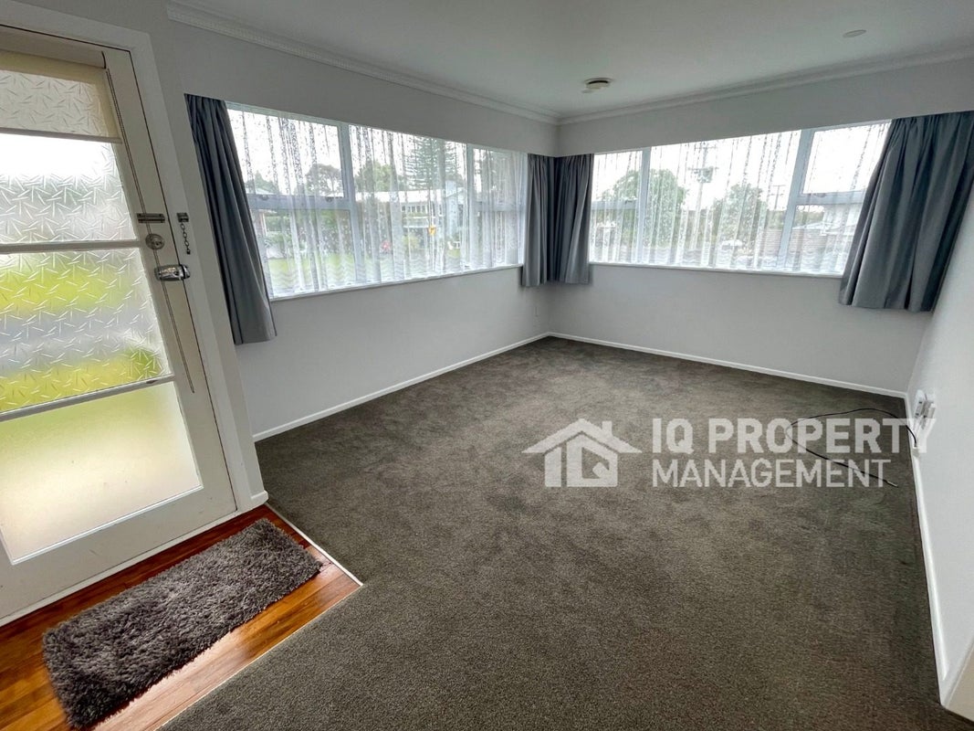 15A Collie Street, Hillpark, Auckland - Carousel 2