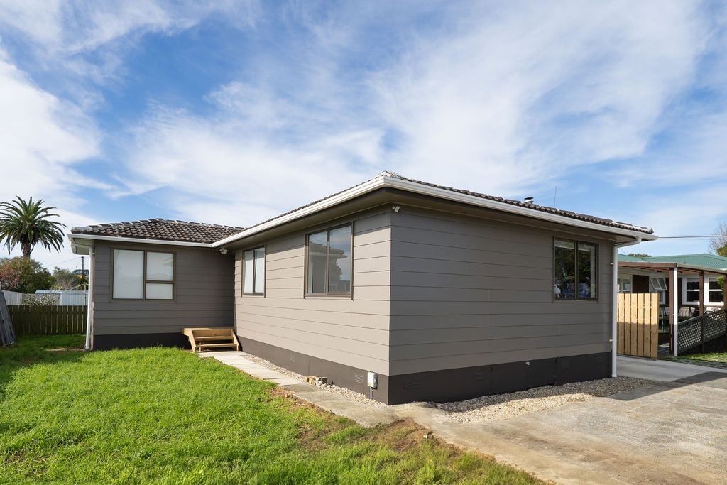 2 Tapper Crescent, Tikipunga, Whangarei - Carousel 1