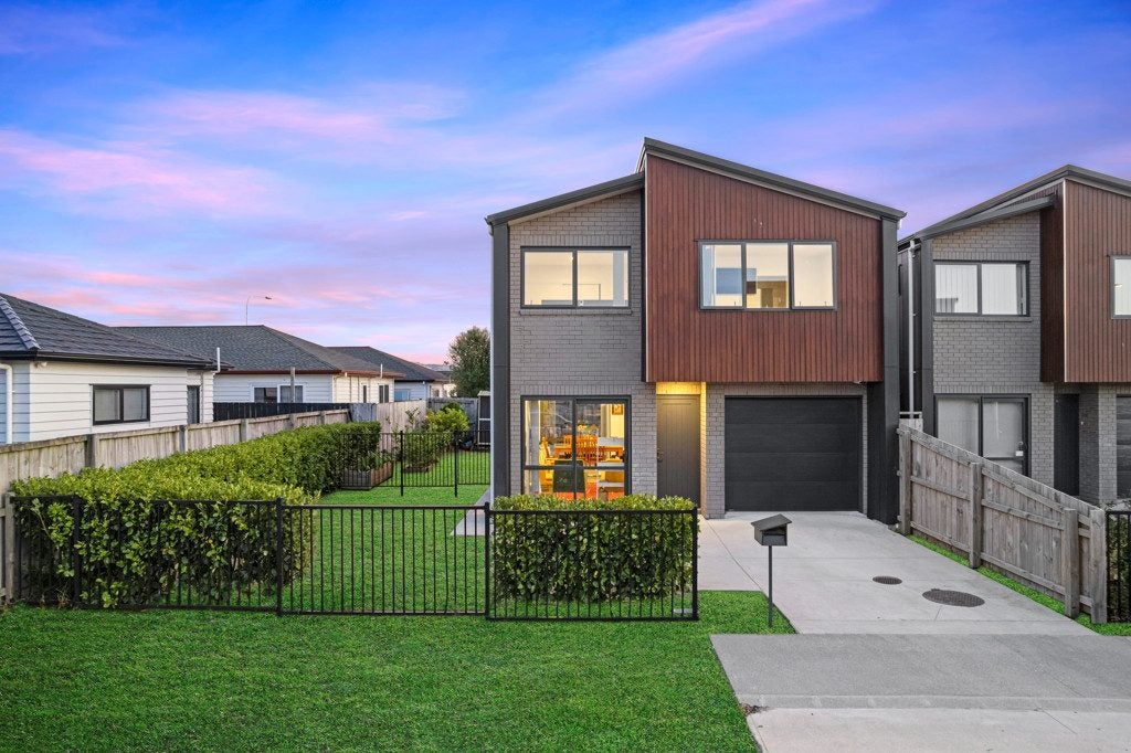 56 Black Beech Crescent, Takanini, Auckland - Carousel 2