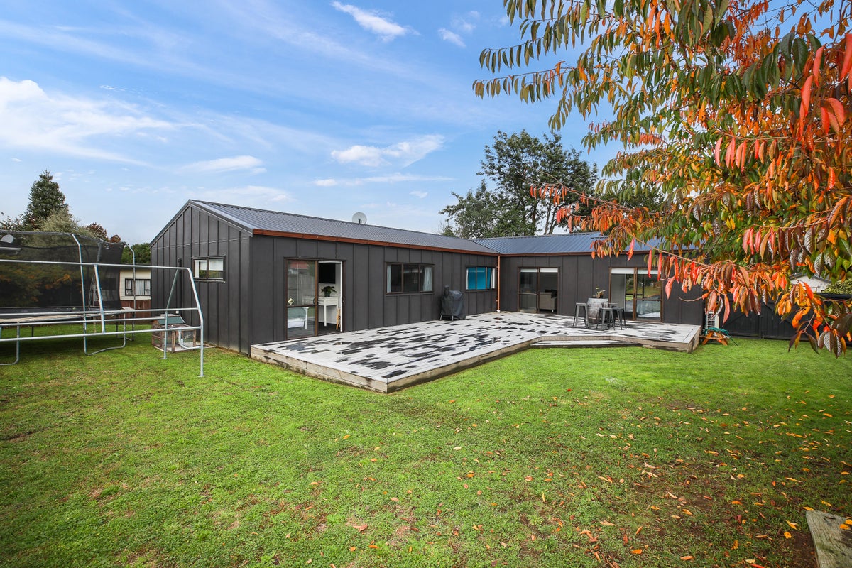 11 Morton Place, Leamington, Cambridge - Carousel 1