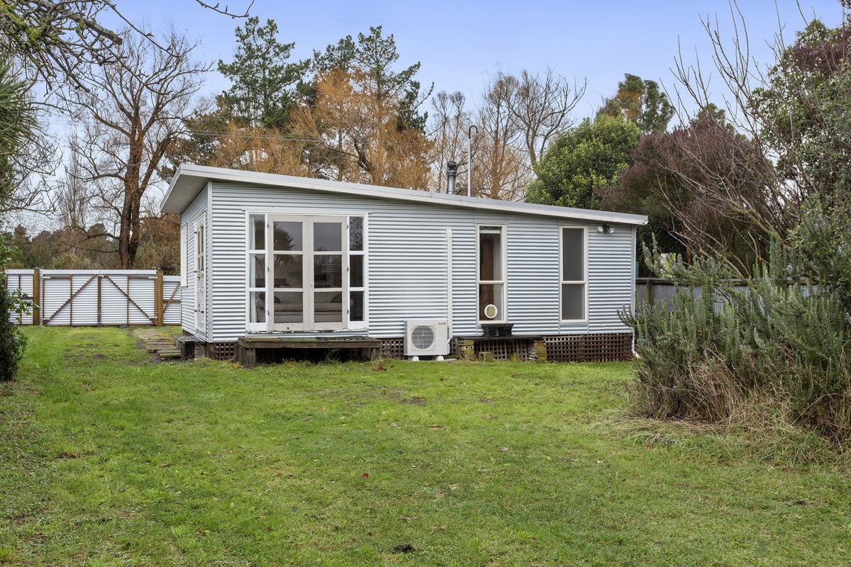 76 Ferry Road, Woodend Beach, Kaiapoi - Carousel 1