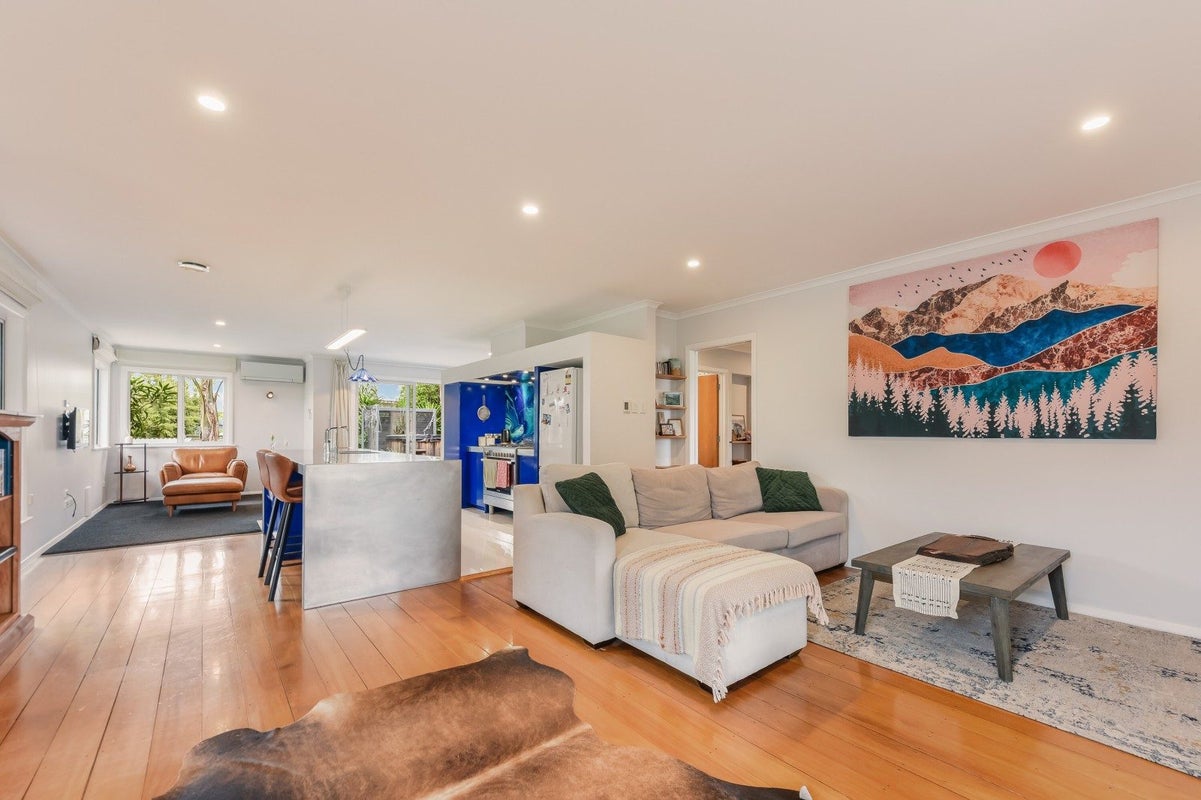 1/118 Parkers Road, Tahunanui, Nelson - Carousel 2