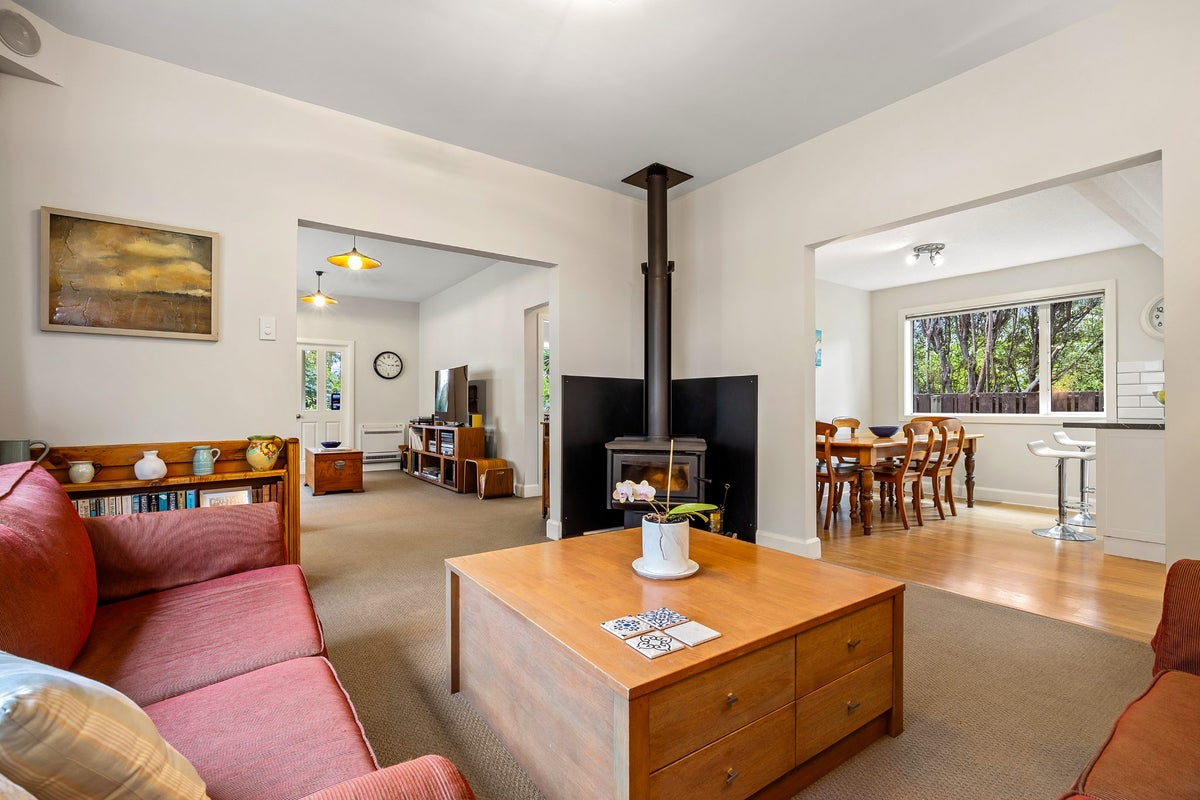 16 Ngaio Street, Saint Martins, Christchurch - Carousel 2