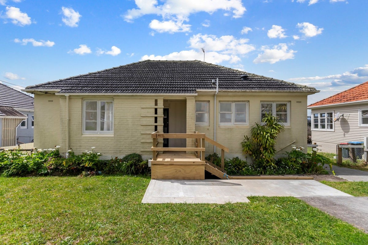 69 Herdman Street, Waterview, Auckland - Carousel 2