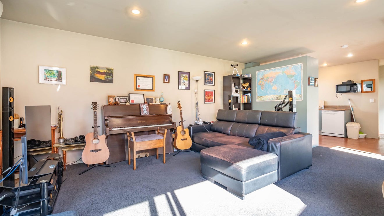 8A Somerset Crescent, Spreydon, Christchurch - Carousel 2