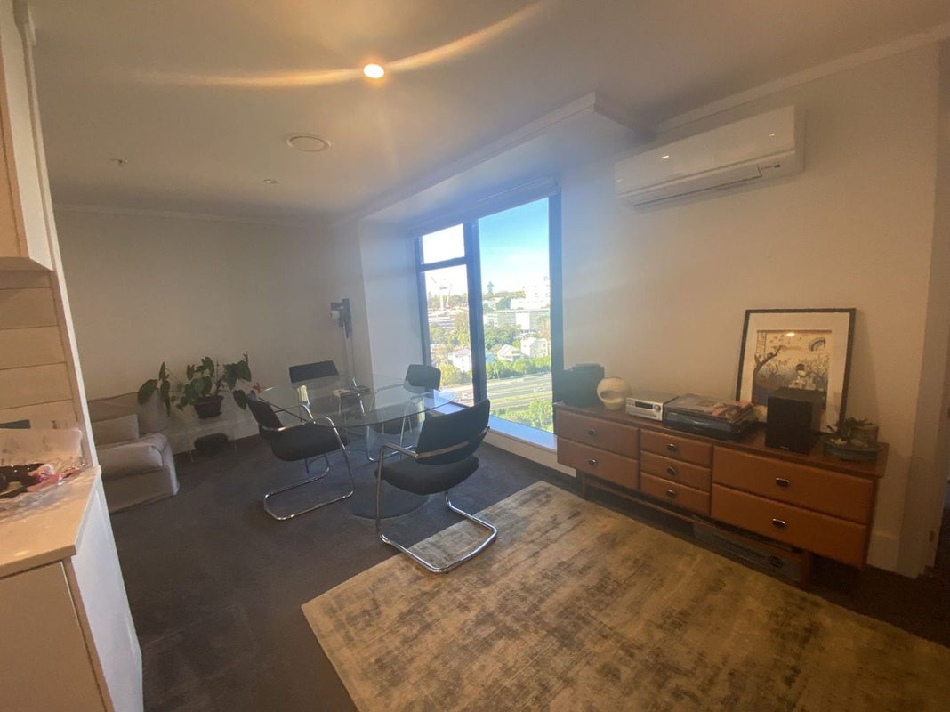 803/8 Whitaker Place, Grafton, Auckland - Carousel 2
