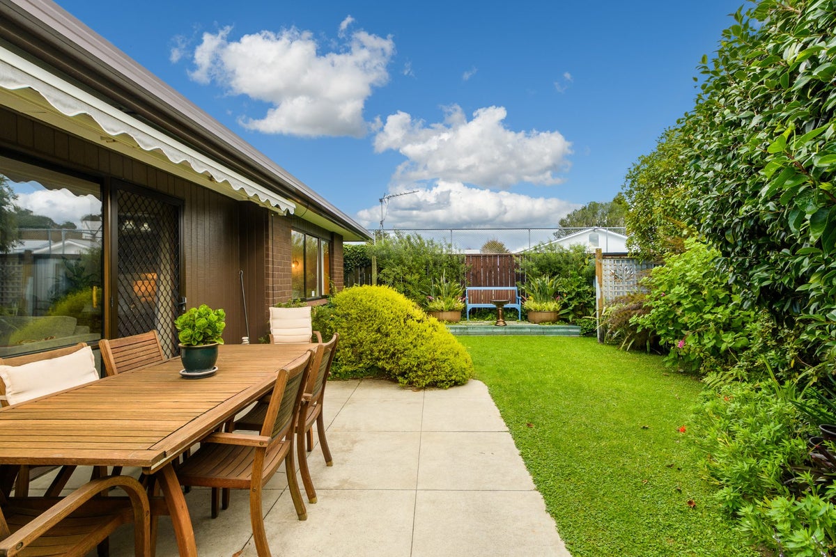 38A Clivedene Street, Matua, Tauranga - Carousel 1