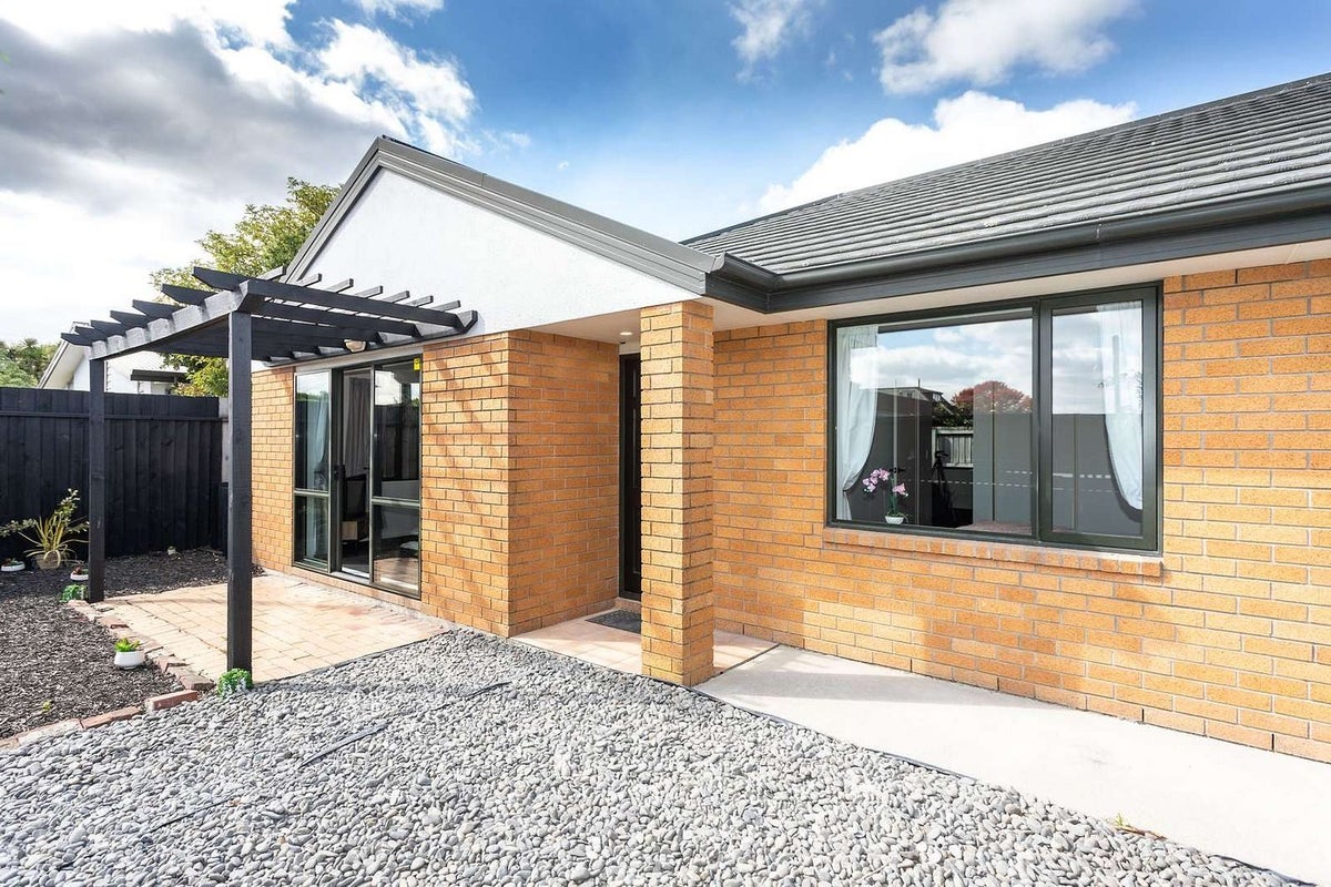 342 Stanmore Road, Richmond, Christchurch - Carousel 1