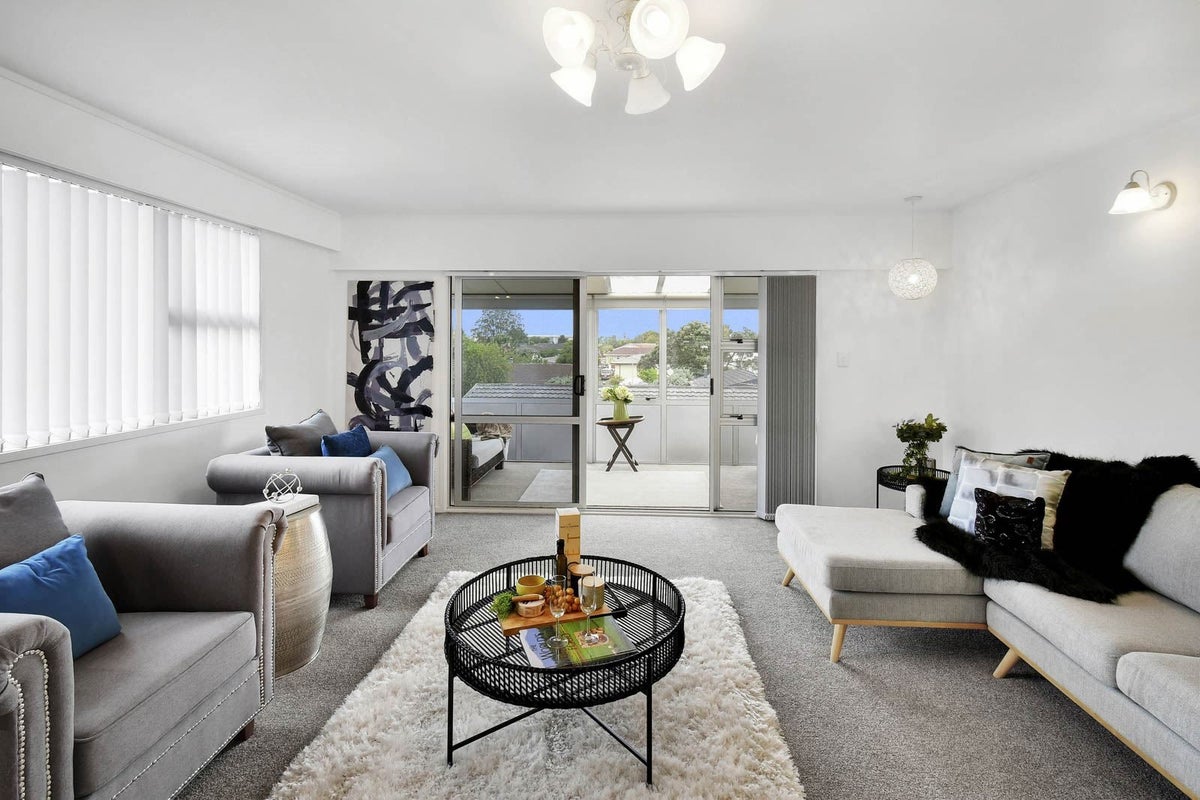 5 Carbery Place, Manurewa, Auckland - Carousel 1