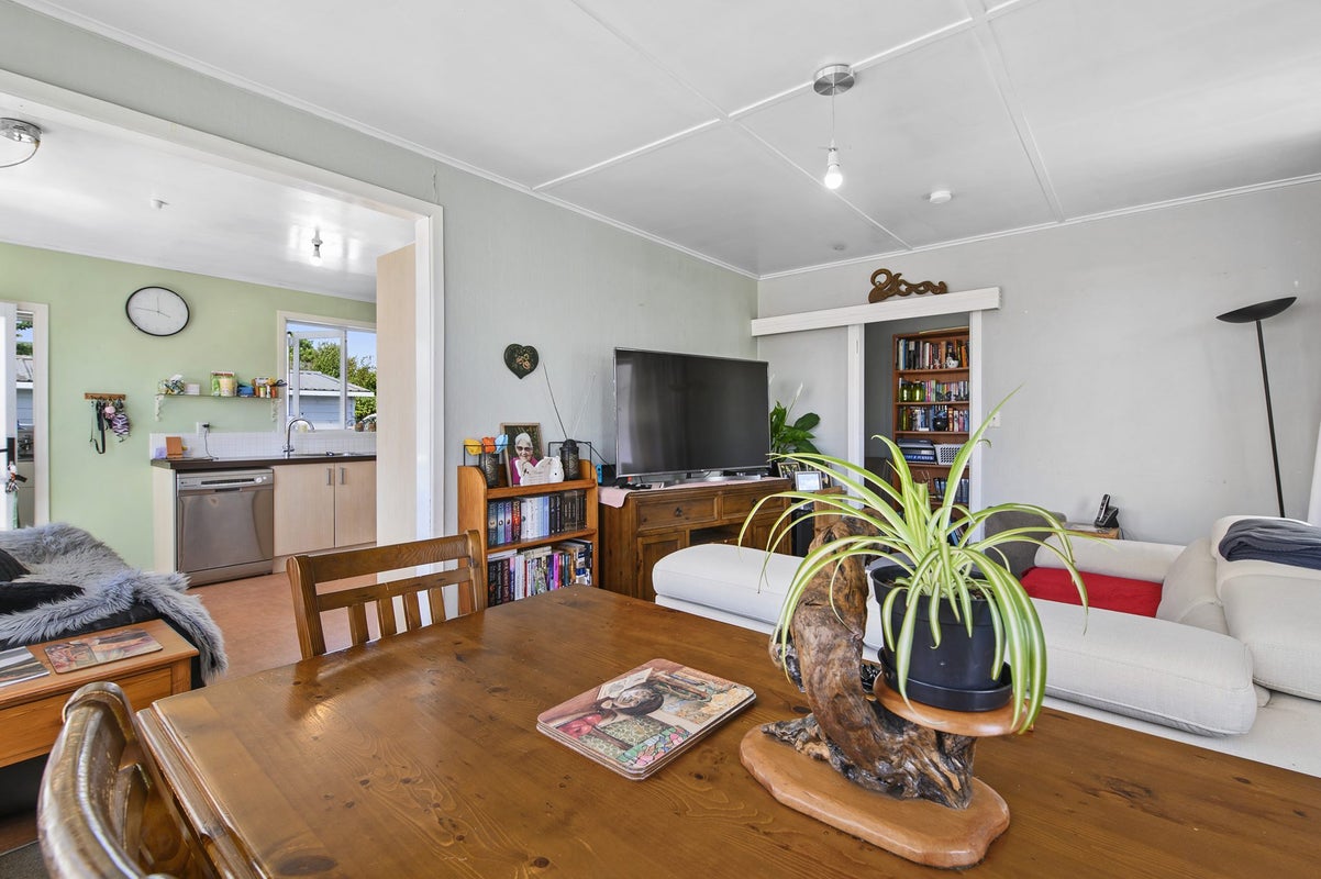 2A Coulter Road, Owhata, Rotorua - Carousel 2
