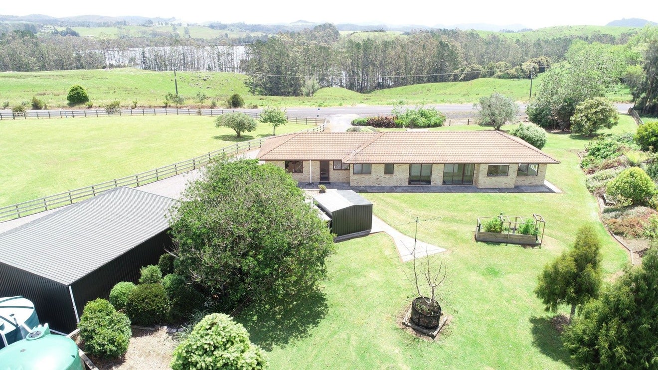 173 Sandys Road, Waipapa, Kerikeri - Carousel 1