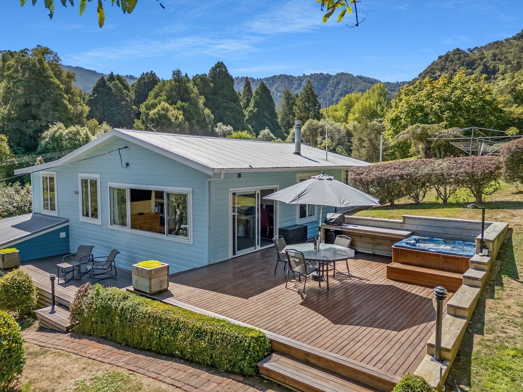 401 Anakiwa Road, Anakiwa, Picton - Carousel 1