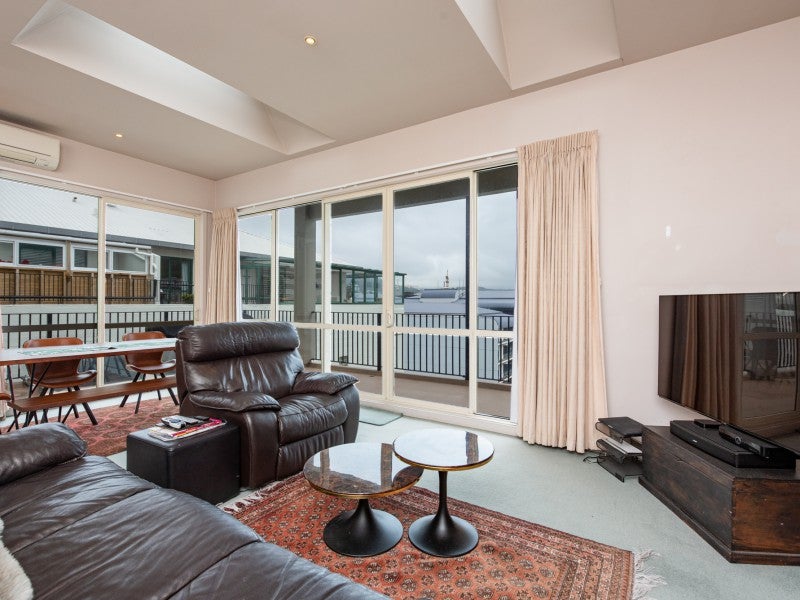 1/23 Tennyson Street, Te Aro, Wellington - Carousel 1