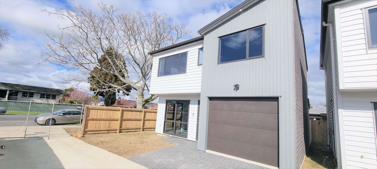 425A Great South Road, Opaheke, Papakura - Carousel 2