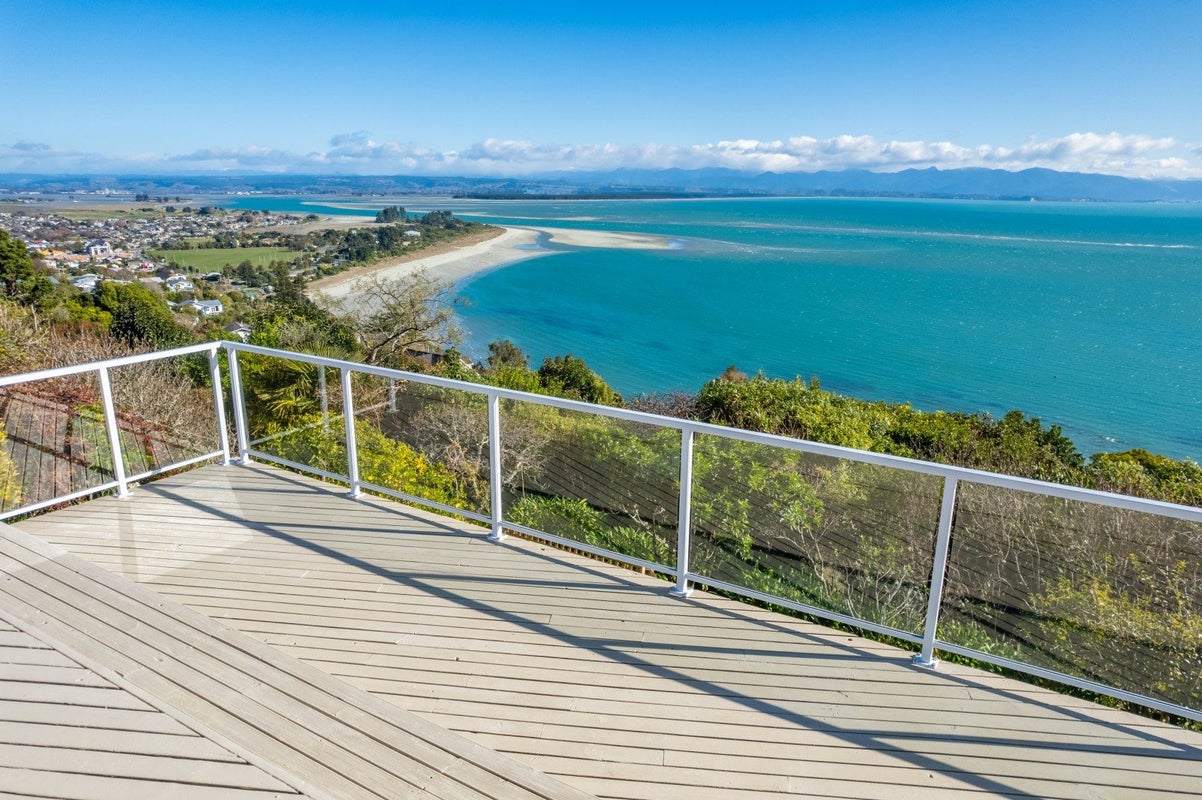 25 Moncrieff Avenue, Britannia Heights, Nelson - Carousel 2