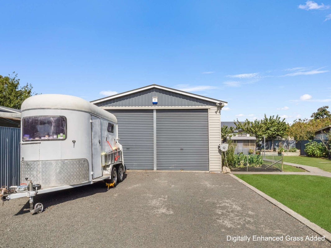 25 Caffray Avenue, Aramoho, Whanganui - Carousel 2