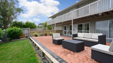 200 Fisher Parade, Farm Cove, Auckland - Carousel 1