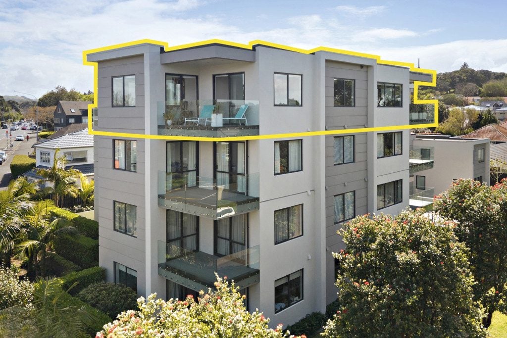 401/2A Raurenga Avenue, Royal Oak, Auckland City, Auckland - Carousel 1