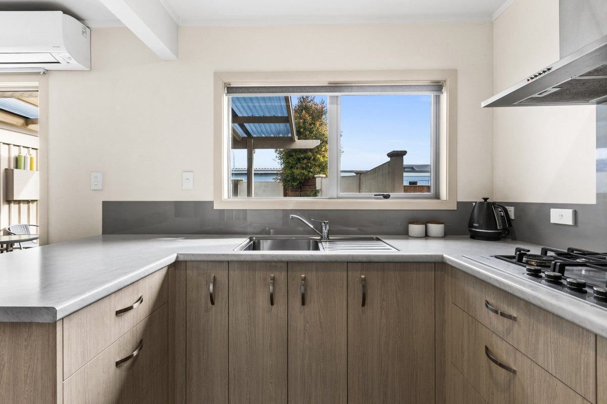 4/87 Waghorne Street, Ahuriri, Napier, Hawke's Bay - Carousel 2