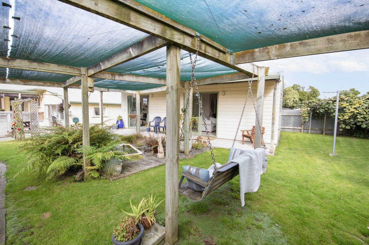 8 Magdalen Crescent, Pirimai, Napier - Carousel 31