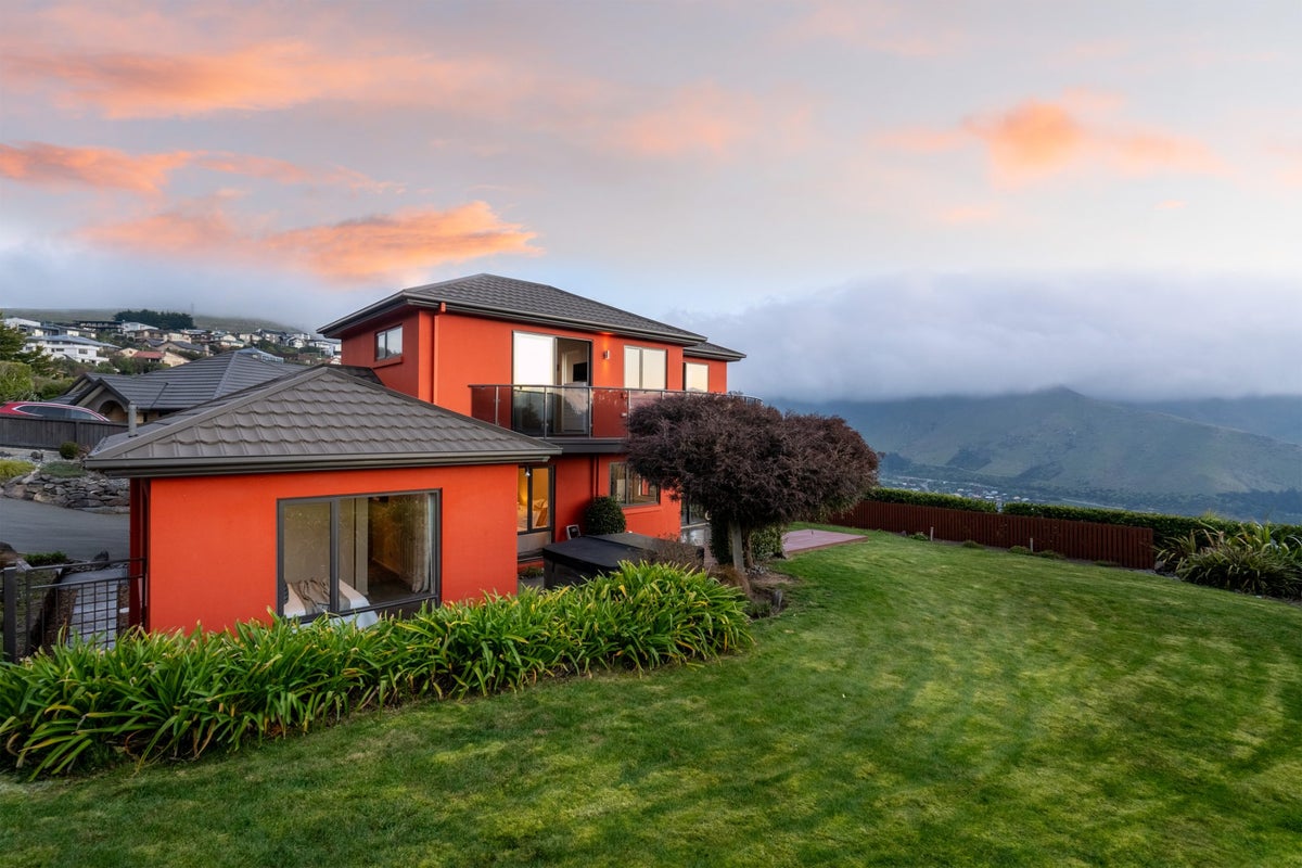 48 Rockview Place, Mount Pleasant, Christchurch - Carousel 1