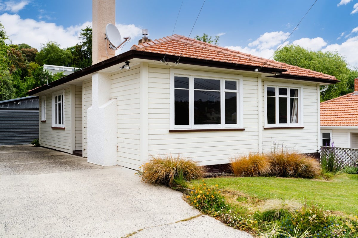 55 Barr Street, Kenmure, Dunedin - Carousel 2