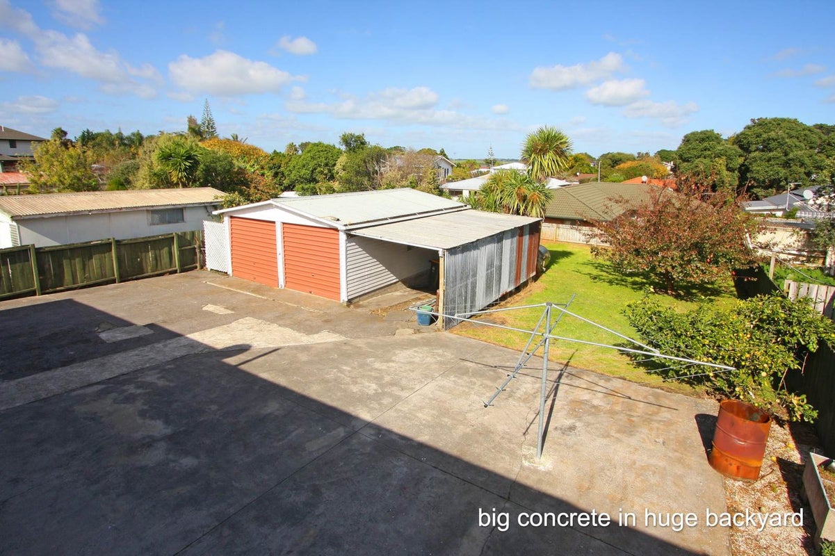 32 McLeod Road, Weymouth, Auckland - Carousel 2