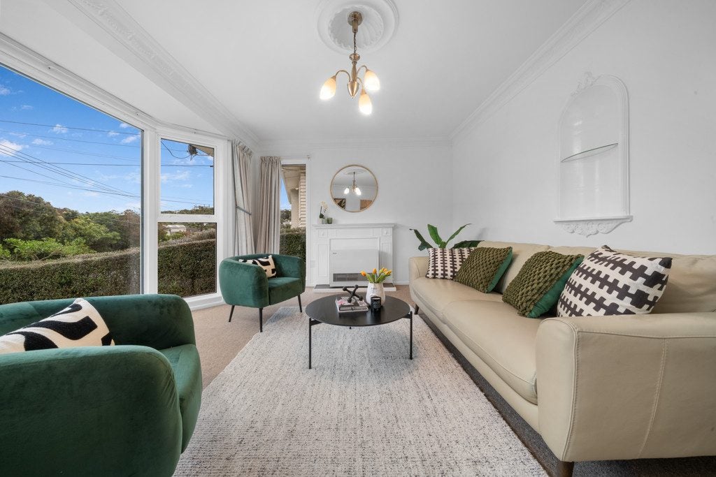 37 Black Rock Road, Newlands, Wellington - Carousel 2