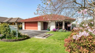 8 Harris Place, Ngatea, Ngatea - Carousel 1