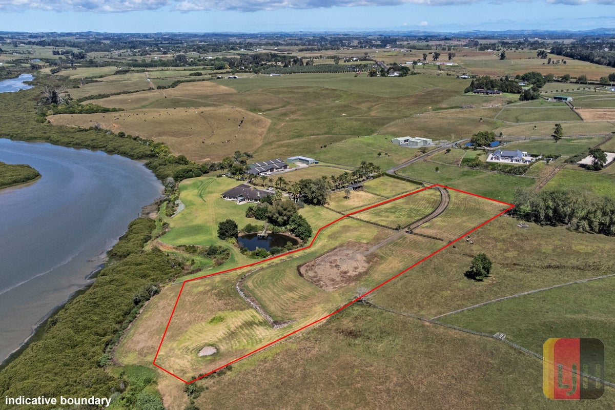65A Walters Road, Karaka, Papakura - Carousel 4