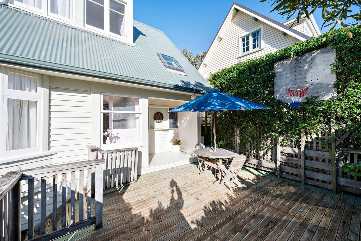 20 Jackson Street, Island Bay, Wellington - Carousel 15