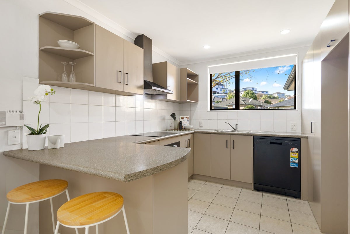 185 Keri Vista Rise, Papakura, Papakura - Carousel 2