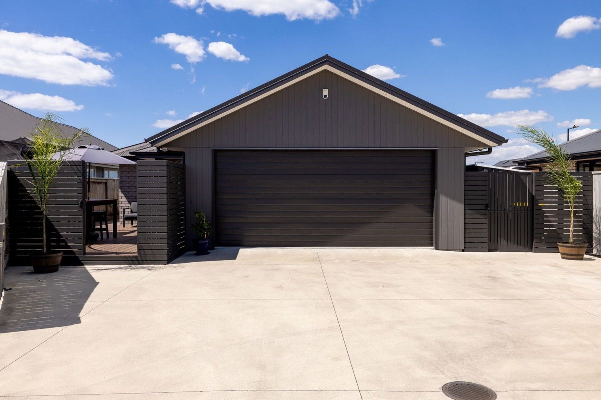 6 WARLOCK WAY, Tauranga - Carousel 21