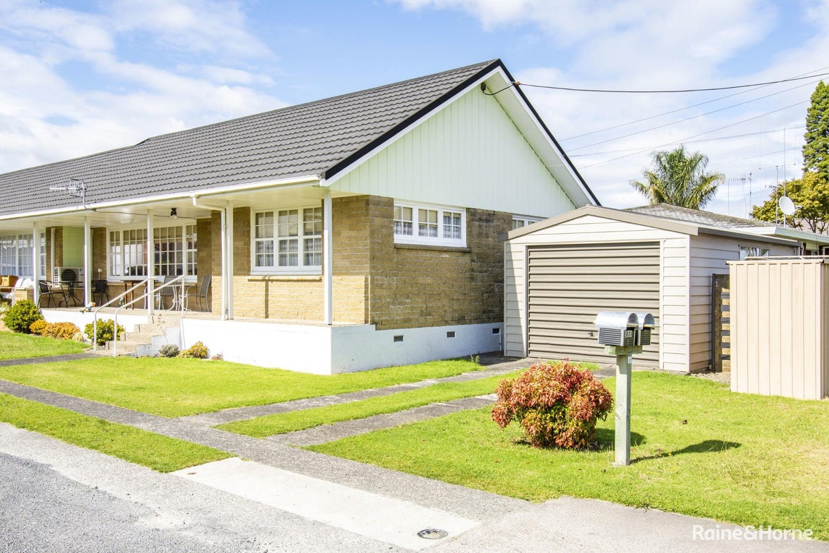 1/500 Devonport Road, Tauranga South, Tauranga - Carousel 1