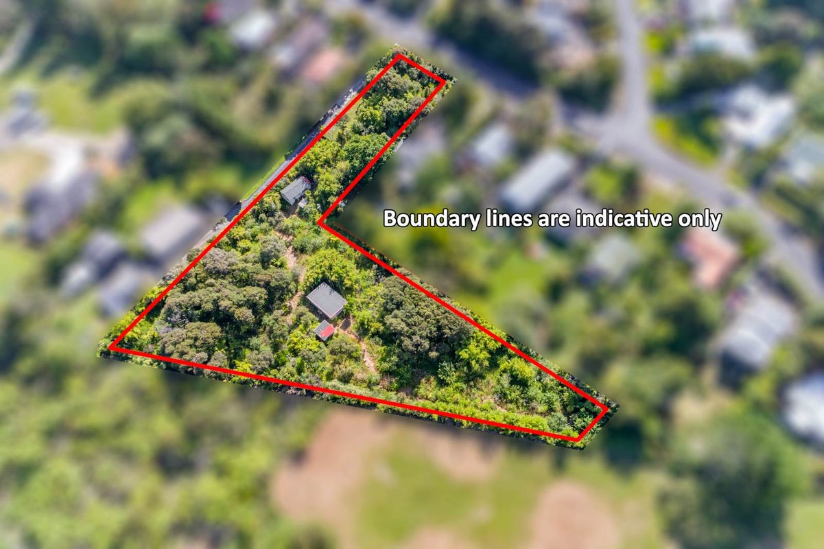 20 Northfield Road, Waitakere, Auckland - Carousel 1