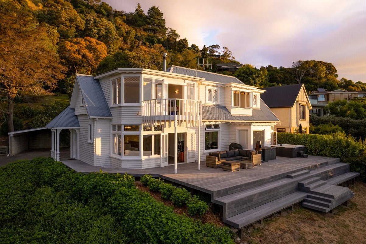 128 Moana Avenue, Moana, Nelson - Carousel 1