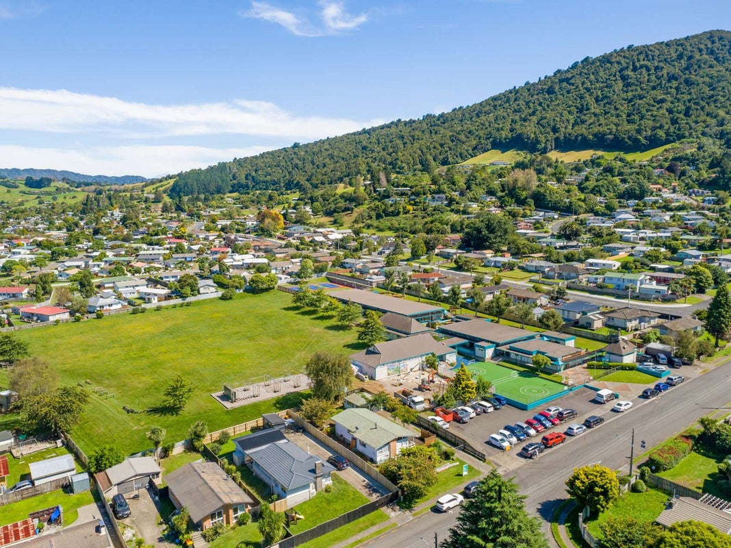 15 Gem Street, Pukehangi, Rotorua - Carousel 19
