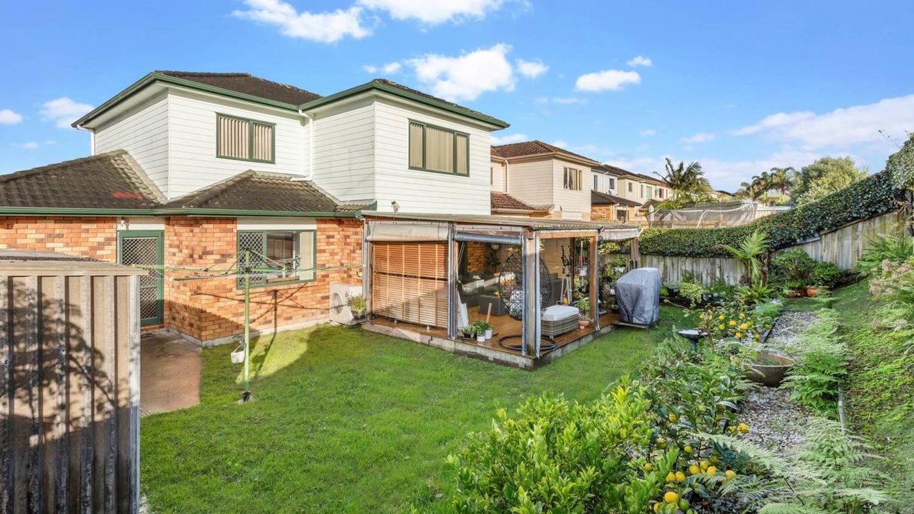 20A Charlenne Close, Ranui, Auckland - Carousel 1