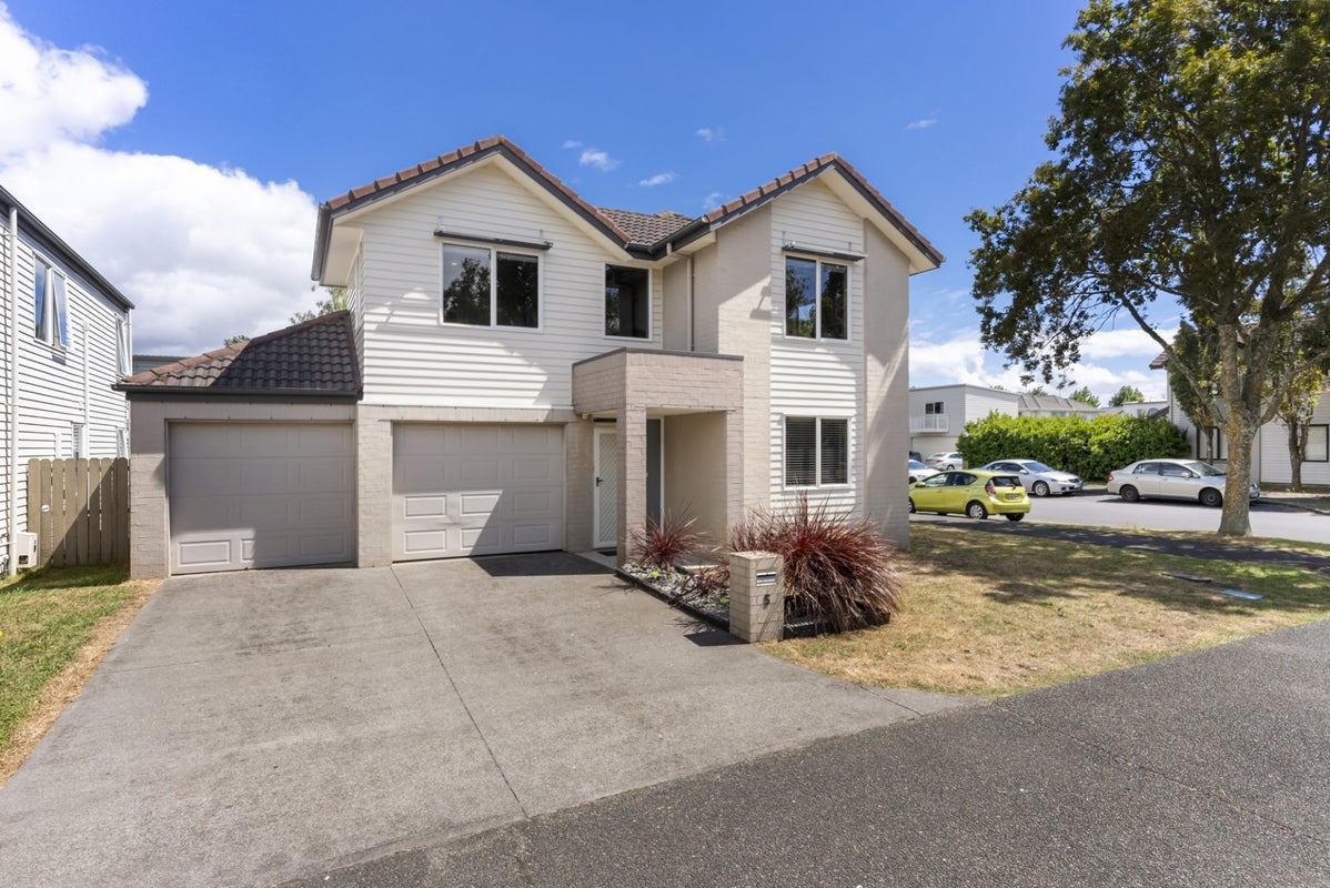 5 Marengo Parkway, Takanini, Auckland - Carousel 1