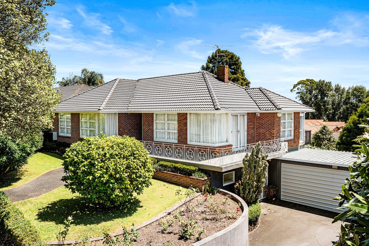 63 Roberta Avenue, Glendowie, Auckland - Carousel 2