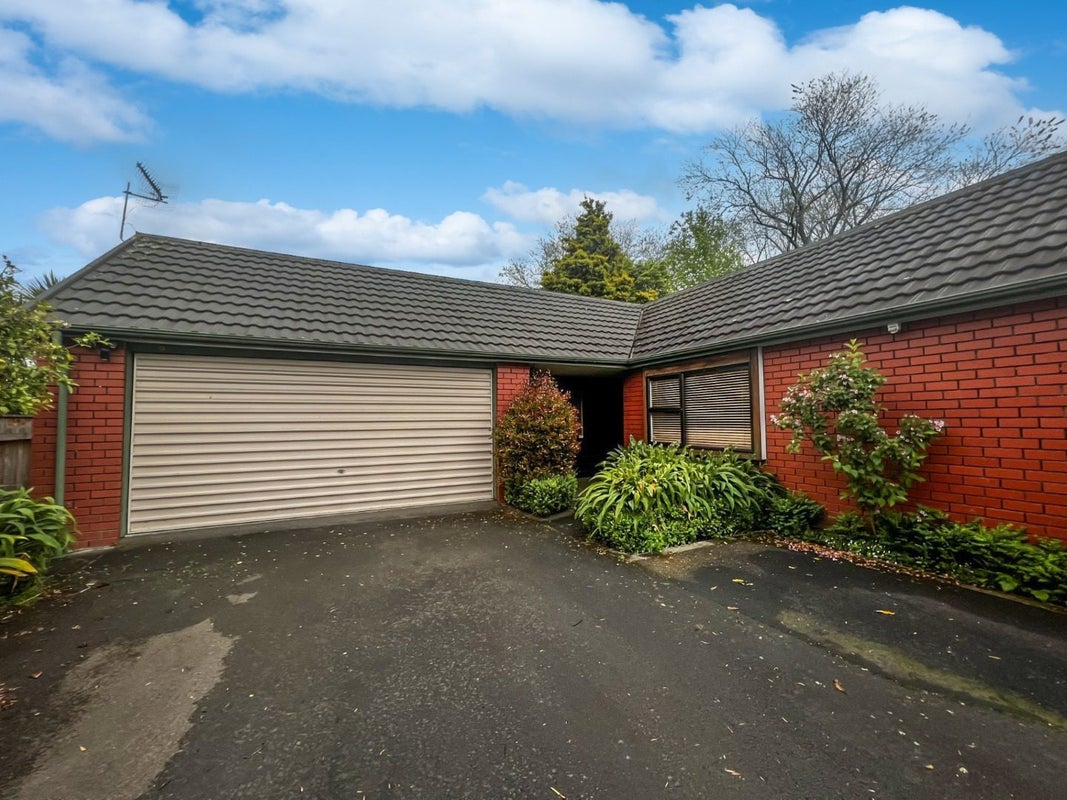 26 Elmira Avenue, Hokowhitu, Palmerston North - Carousel 1