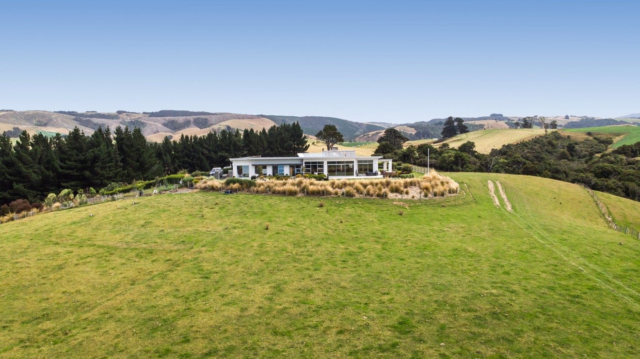 94 Brookdale Road, Balclutha - Carousel 35