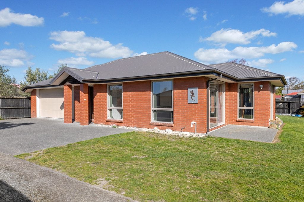 12 Clearbrook Street, Shirley, Christchurch - Carousel 1