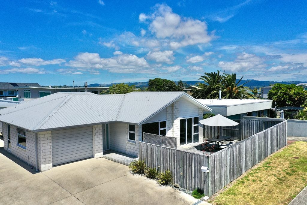 4 Manuera Place, Ohope, Ohope - Carousel 1