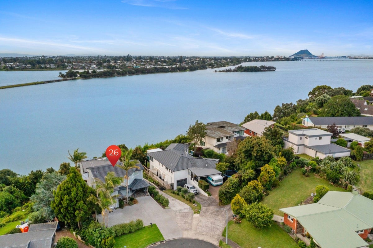 26 Sunset Crescent, Maungatapu, Tauranga - Carousel 1