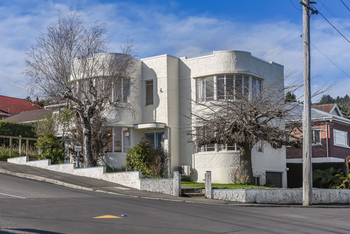 90 Signal Hill Road, Opoho, Dunedin - Carousel 1